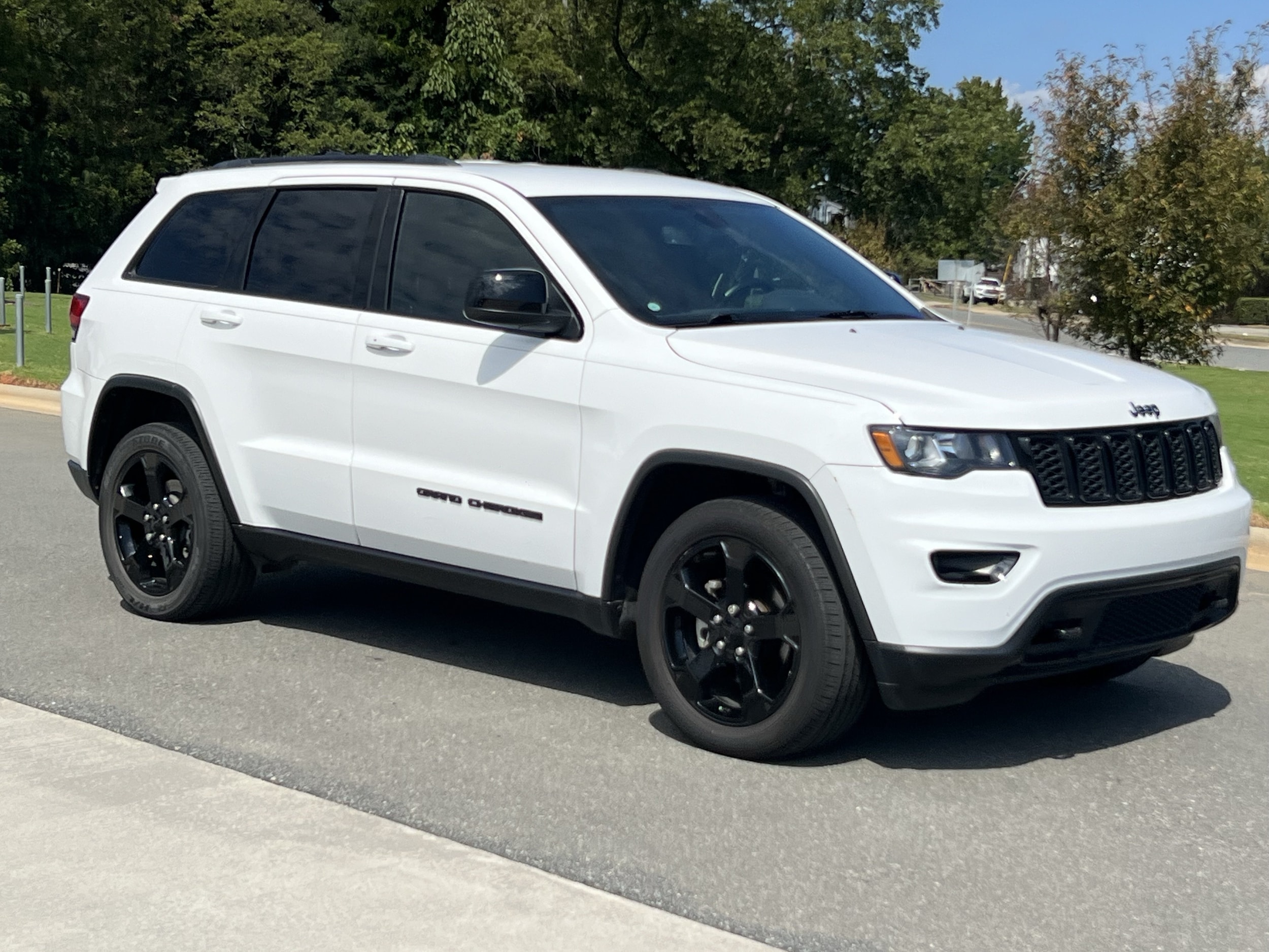 jeep grand cherokee 2019 1C4RJEAG7KC835625 image jeep grand cherokee 2019 1C4RJEAG7KC835625 image